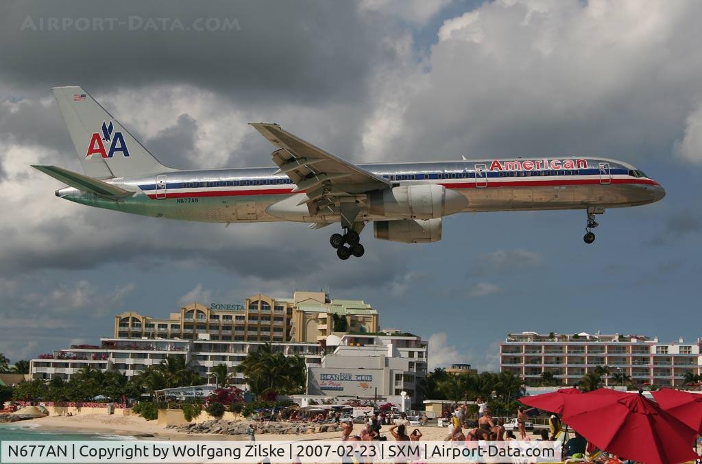 N677AN, 1998 Boeing 757-223 C/N 29427, visitor