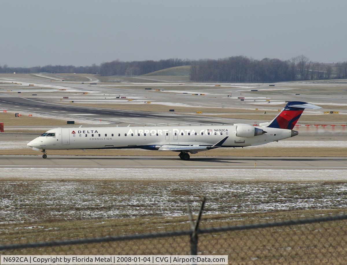 N692CA, 2006 Bombardier CRJ-900ER (CL-600-2D24) C/N 15092, Comair