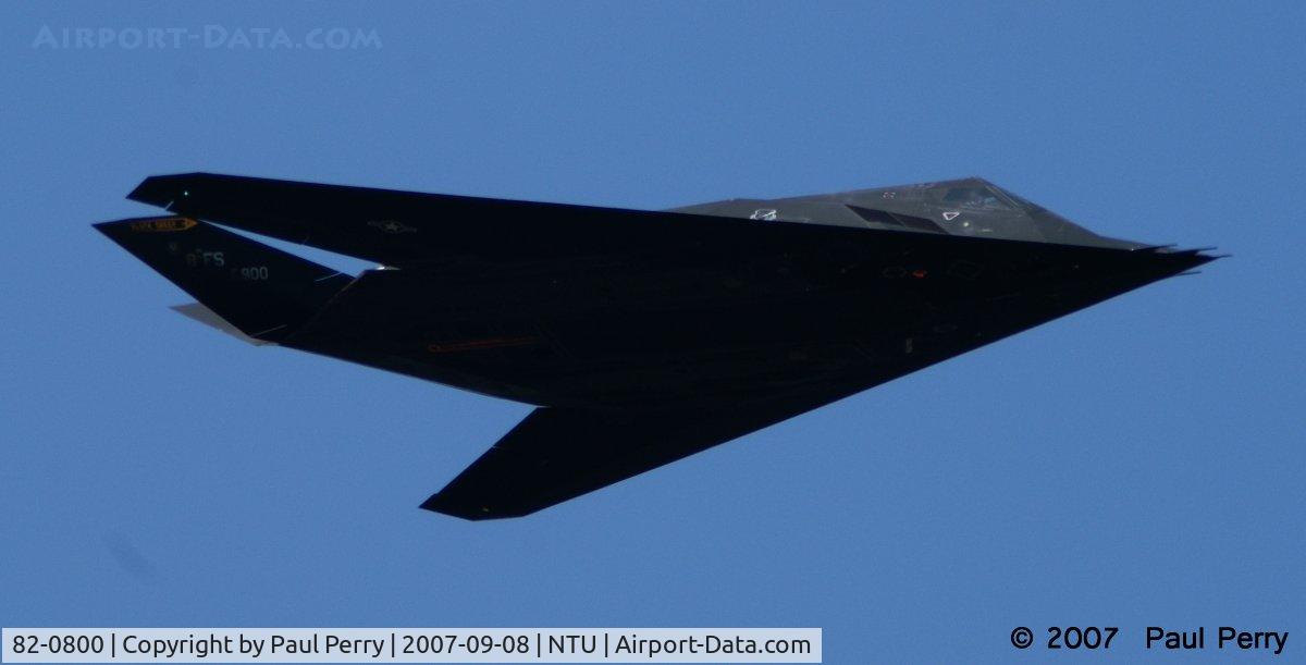 82-0800, 1982 Lockheed F-117A Nighthawk C/N A.4025, Cruising right along
