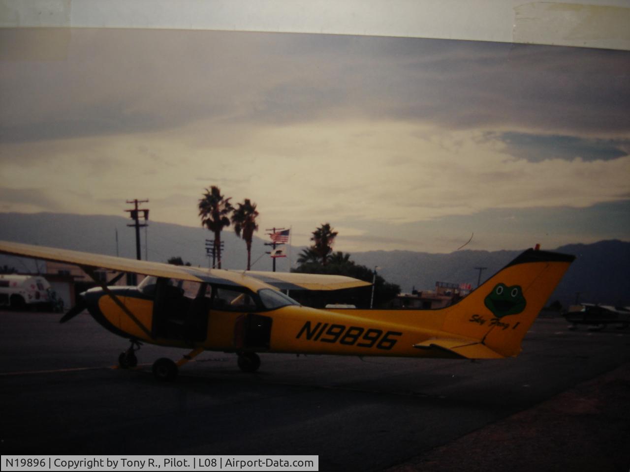 N19896, 1972 Cessna 172M C/N 17260843, Borrego Valley Airport overnight stay.