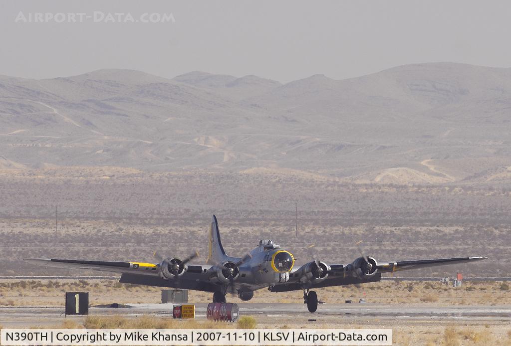 N390TH, 1944 Boeing B-17G Flying Fortress C/N Not found 44-85734, The flying Fortress just landed !