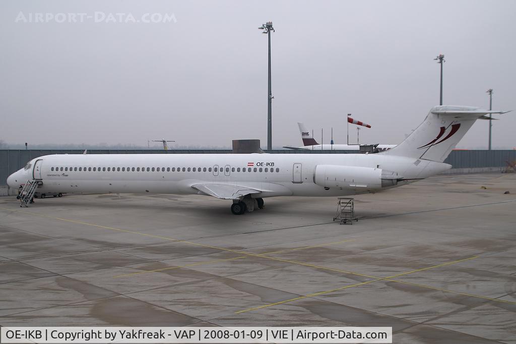 OE-IKB, 1986 McDonnell Douglas MD-83 (DC-9-83) C/N 49448, Map Jets MD80