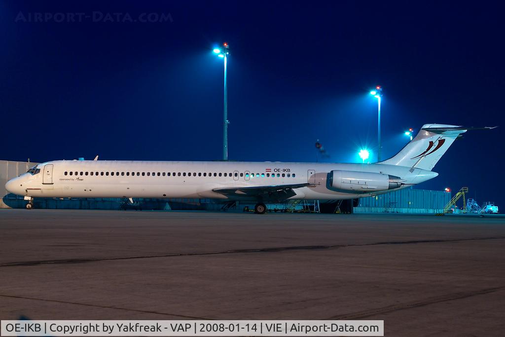 OE-IKB, 1986 McDonnell Douglas MD-83 (DC-9-83) C/N 49448, Map Jets MD80