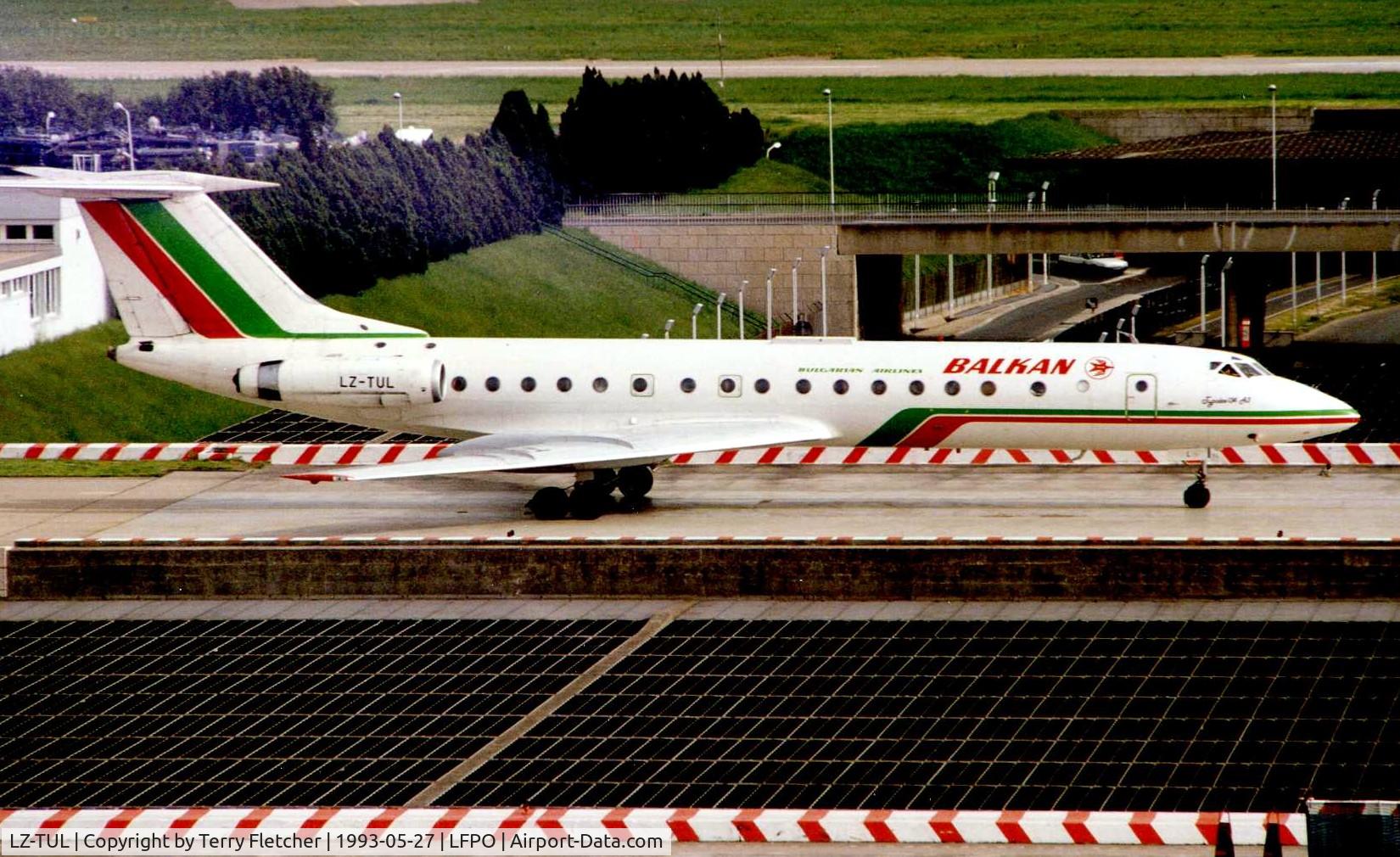 LZ-TUL, 1974 Tupolev Tu-134A C/N 02303, Balkan Air Tu 134 at Paris Orly in 1993