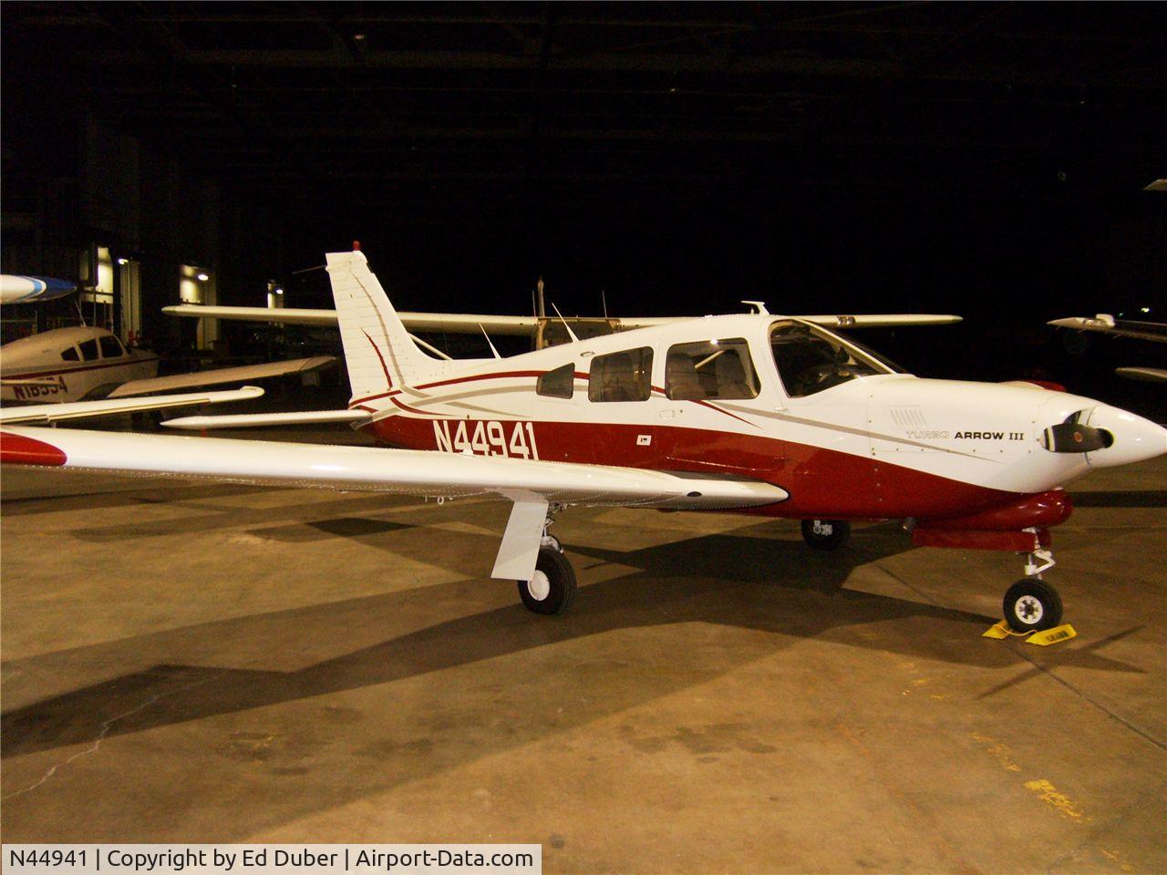 N44941, 1977 Piper PA-28R-201T Cherokee Arrow III C/N 28R-7703344, PA28R-201T