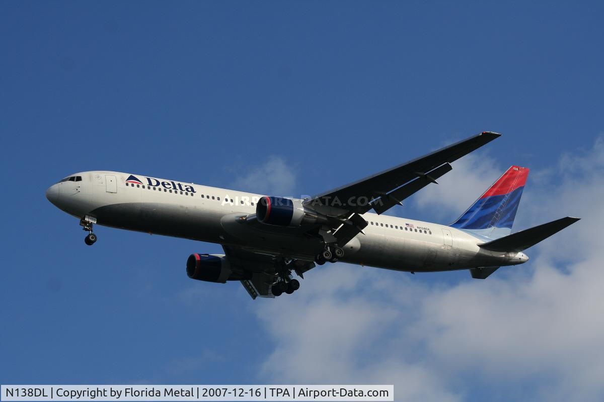 N138DL, 1991 Boeing 767-332 C/N 25409, Delta