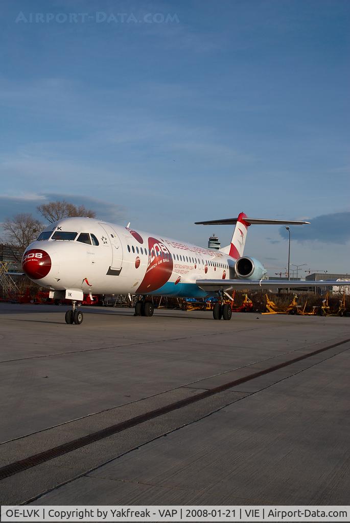 OE-LVK, 1992 Fokker 100 (F-28-0100) C/N 11397, Austrian Arrows Fokker 100 in Euro 2008 colors