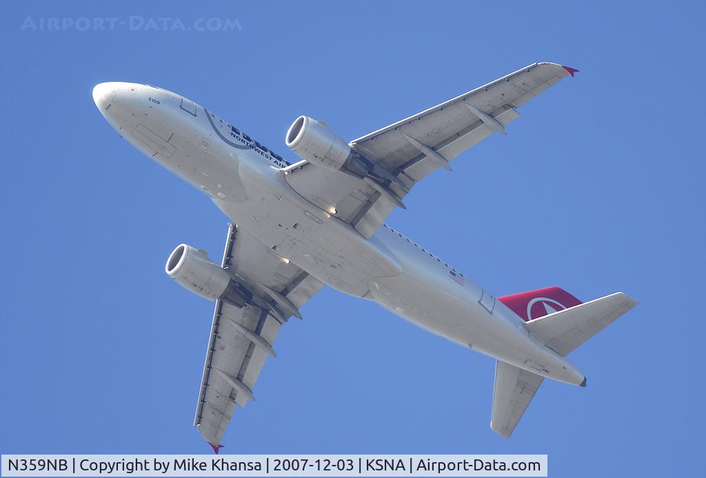 N359NB, 2003 Airbus A319-114 C/N 1923, NWA A31119 climbing up looking heavy.