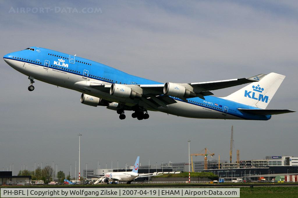 PH-BFL, 1991 Boeing 747-406 C/N 25356, visitor
