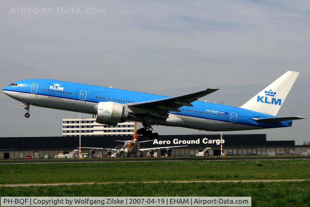 PH-BQF, 2004 Boeing 777-206/ER C/N 29398, visitor
