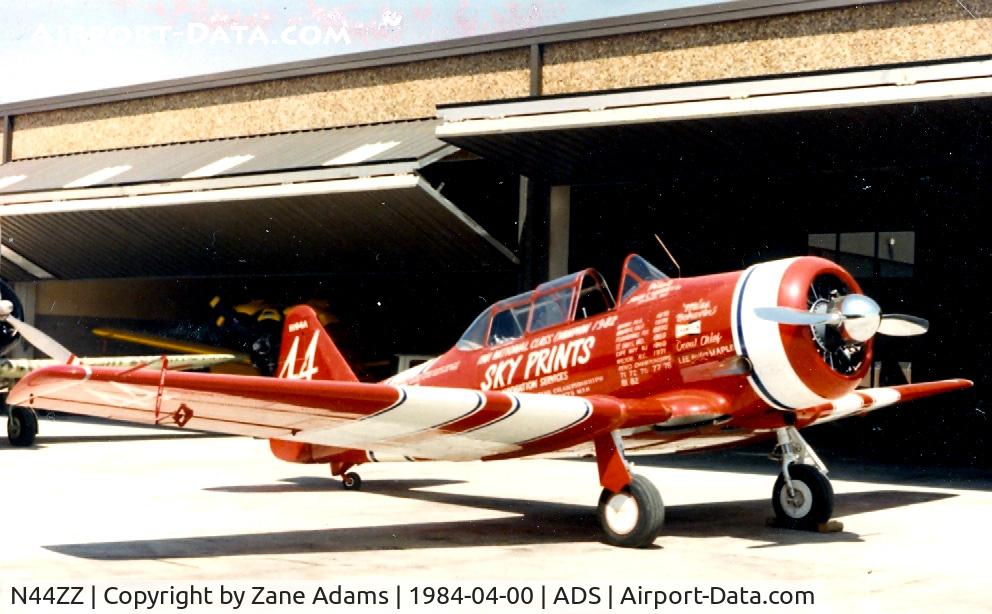 N44ZZ, North American AT-6 C/N 662647, AT-6 registered as N194A, N44ZZ - This aircraft was destroyed in a fatal accident in 1990 - NTSB report -   http://www.ntsb.gov/ntsb/brief.asp?ev_id=20001212X23785&key=1