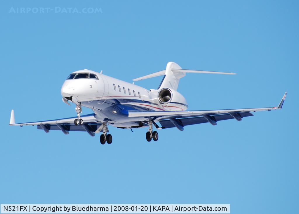 N521FX, 2005 Bombardier Challenger 300 (BD-100-1A10) C/N 20057, Approach to 17L.