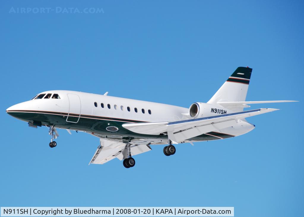 N911SH, 2000 Dassault Falcon 2000 C/N 125, Approach to 17L.
