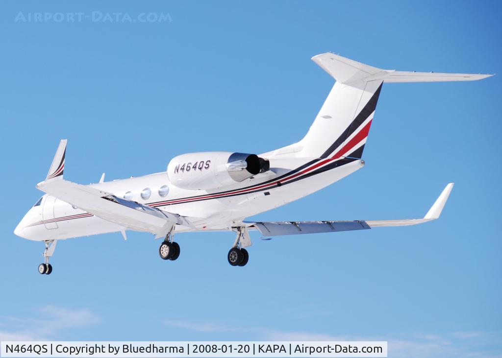 N464QS, 1995 Gulfstream Aerospace G-IV C/N 1264, Approach to 17L.