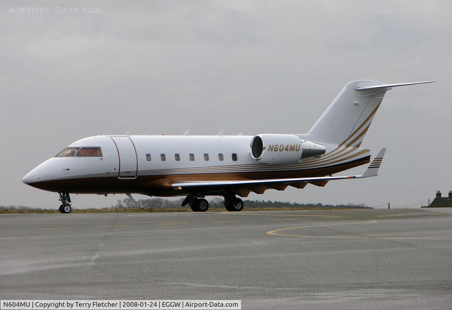 N604MU, 1999 Bombardier Challenger 604 (CL-600-2B16) C/N 5406, Challenger CL604 at Luton in January 2008