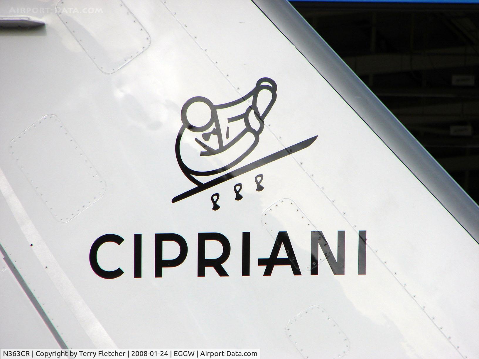 N363CR, 1984 Canadair Challenger 601 (CL-600-2A12) C/N 3025, Tail logo of Challenger at Luton in January 2008