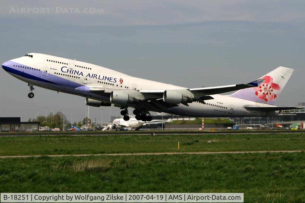 B-18251, 1995 Boeing 747-406 C/N 27965, visitor