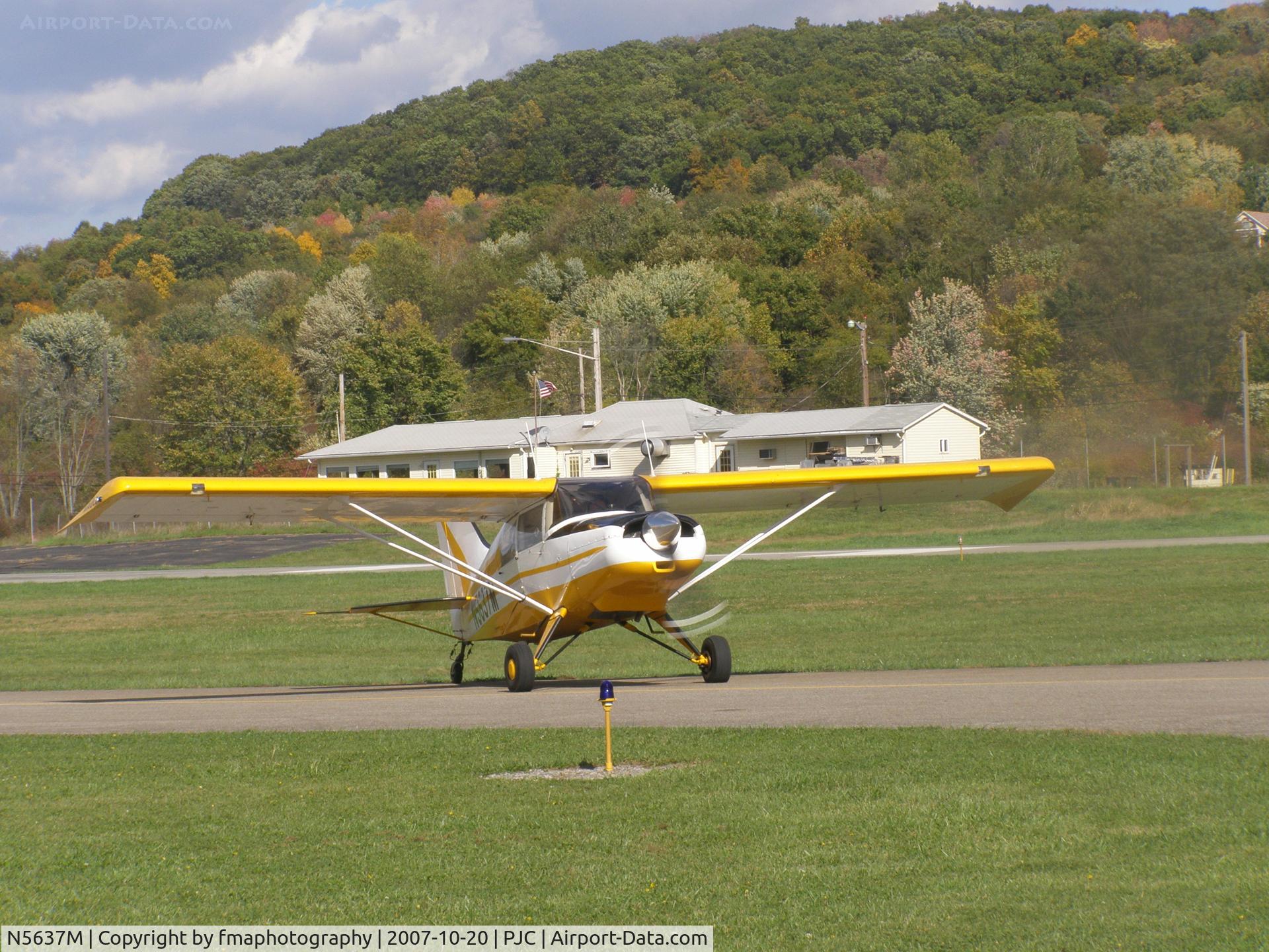N5637M, 1980 Maule M-5-180C C/N 8008C, Before take off from PJC