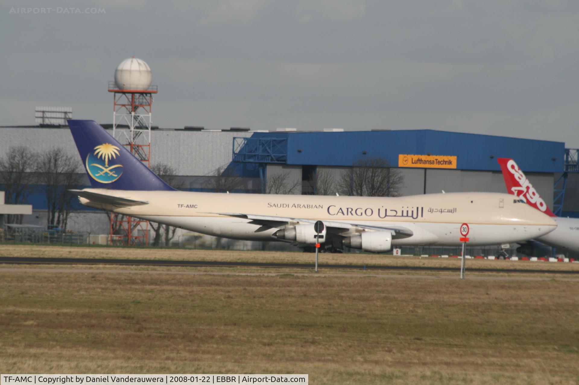 TF-AMC, 1979 Boeing 747-2B3F/SCD C/N 21835, taxiing to take off on rwy 25R