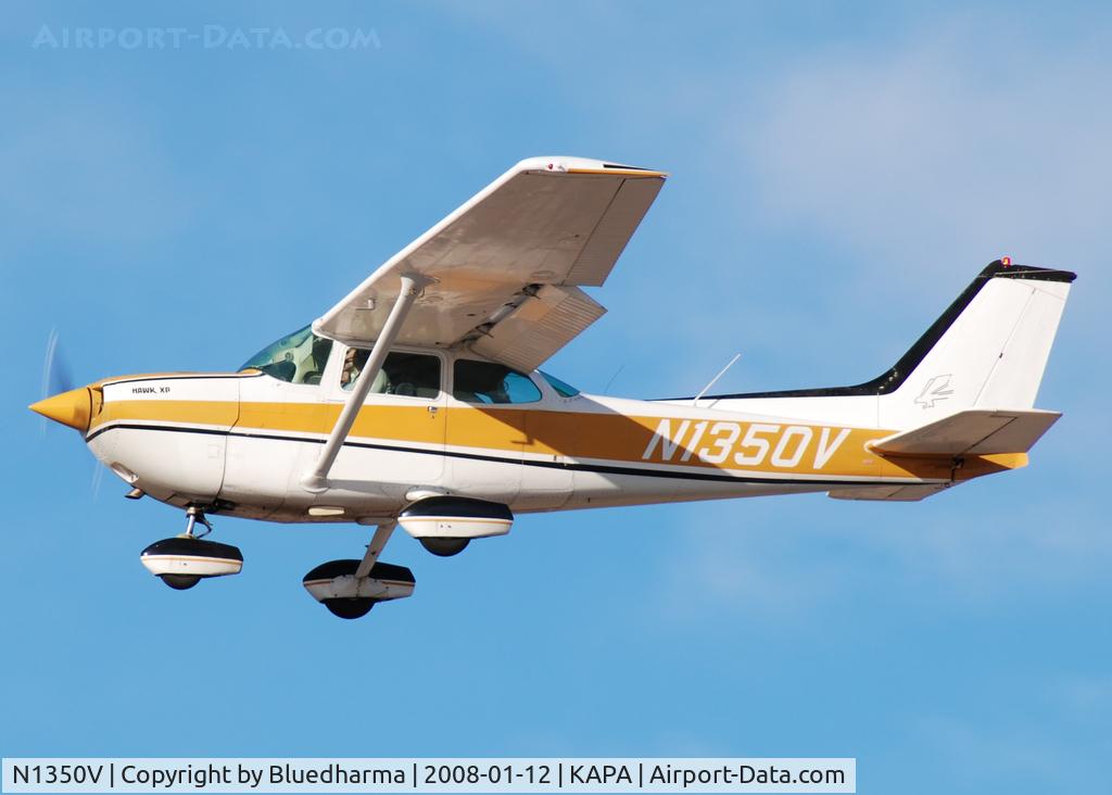 N1350V, 1976 Cessna R172K Hawk XP C/N R1722178, Approach to 17L.