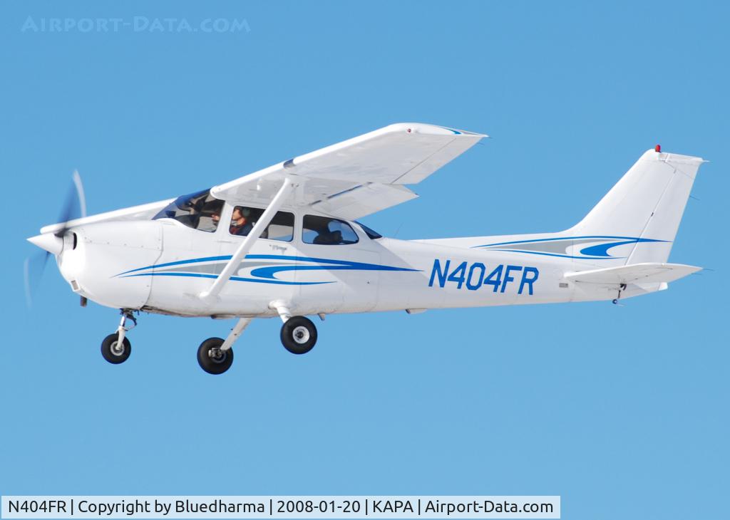 N404FR, 1997 Cessna 172R C/N 17280282, Approach to 17L.