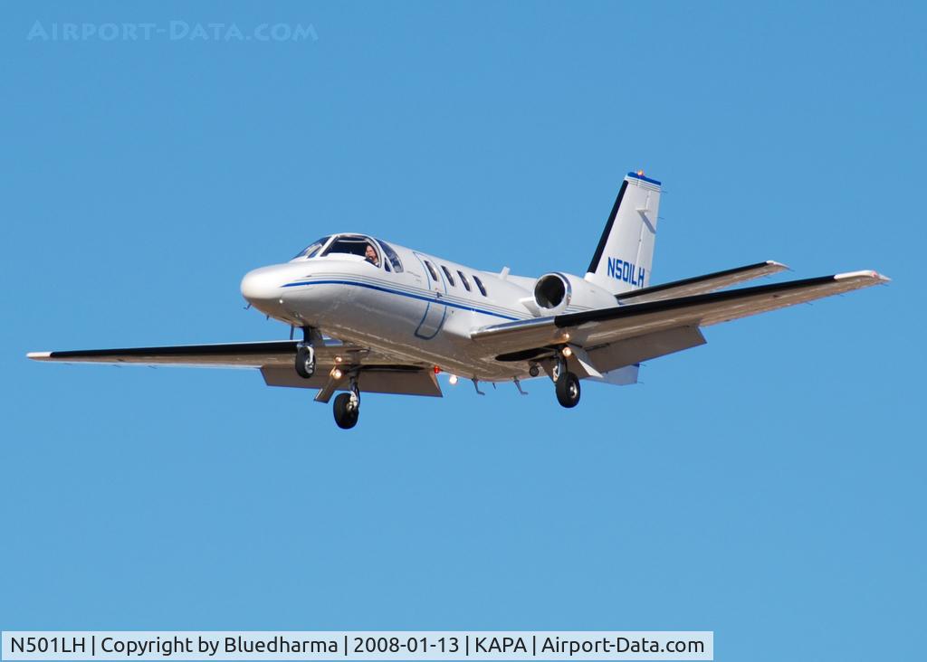 N501LH, 1976 Cessna 500 Citation C/N 500-0342, Approach to 17L.