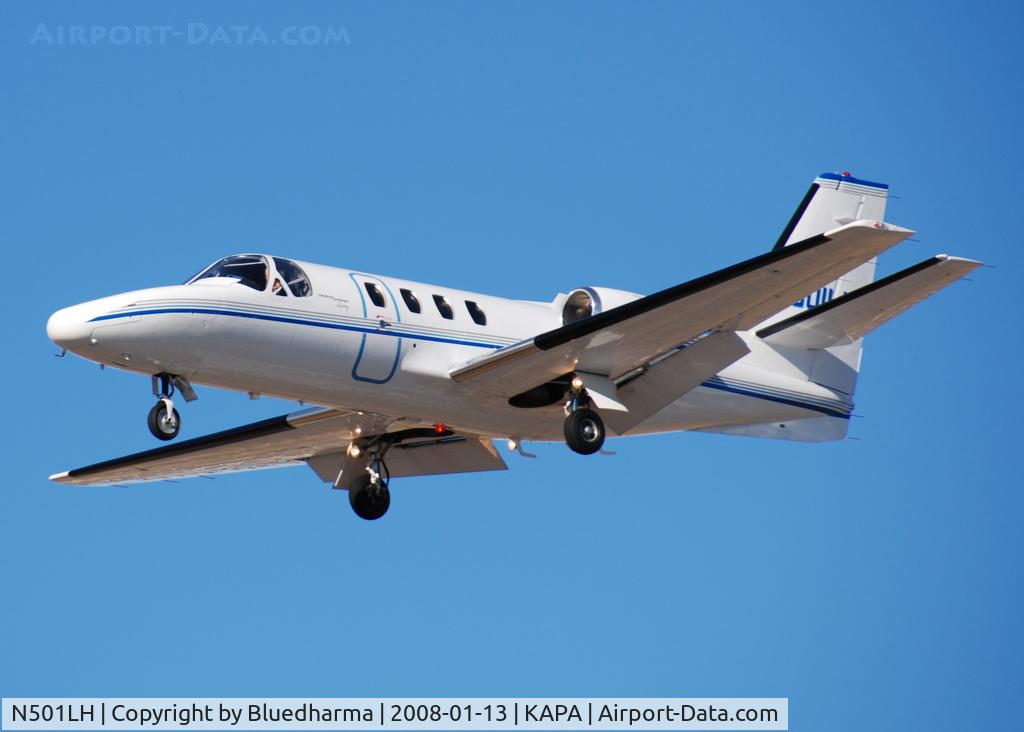 N501LH, 1976 Cessna 500 Citation C/N 500-0342, Approach to 17L.