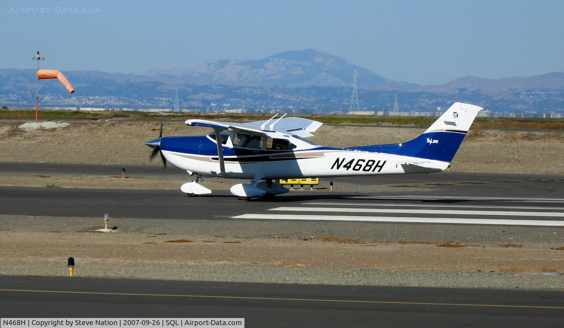 N468H, 2004 Cessna 182T Skylane C/N 18281346, 2004 Cessna 182T rolling @ San Carlos Airport, CA