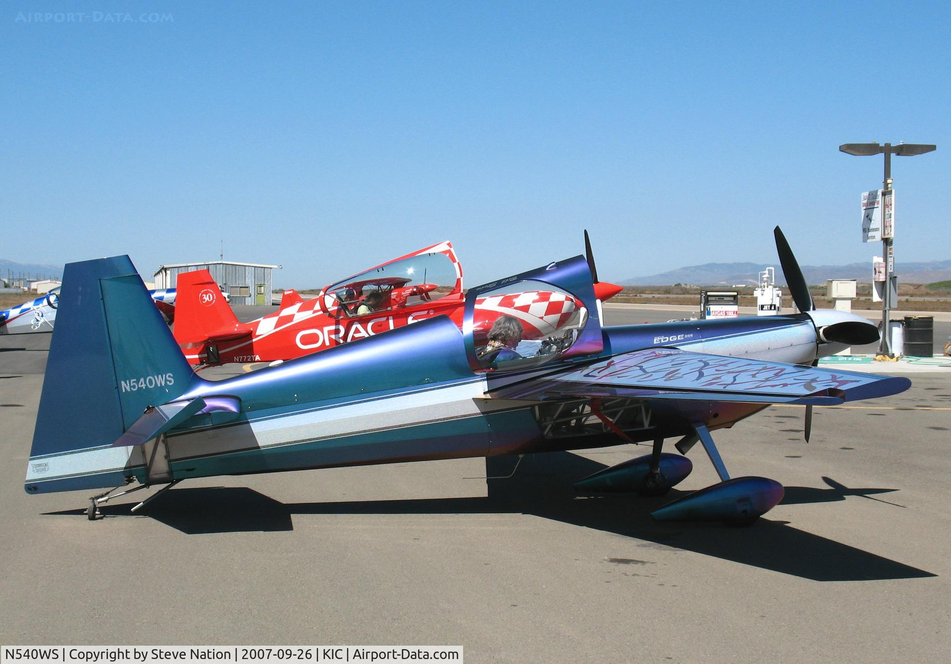 N540WS, 2002 Zivko Edge 540 C/N 0032, Bill Stein Aerosports (Team Oracle) 2002 Zivko Aeronautics Inc EDGE 540 strapping-in @ Mesa del Rey (King City) Airport, CA