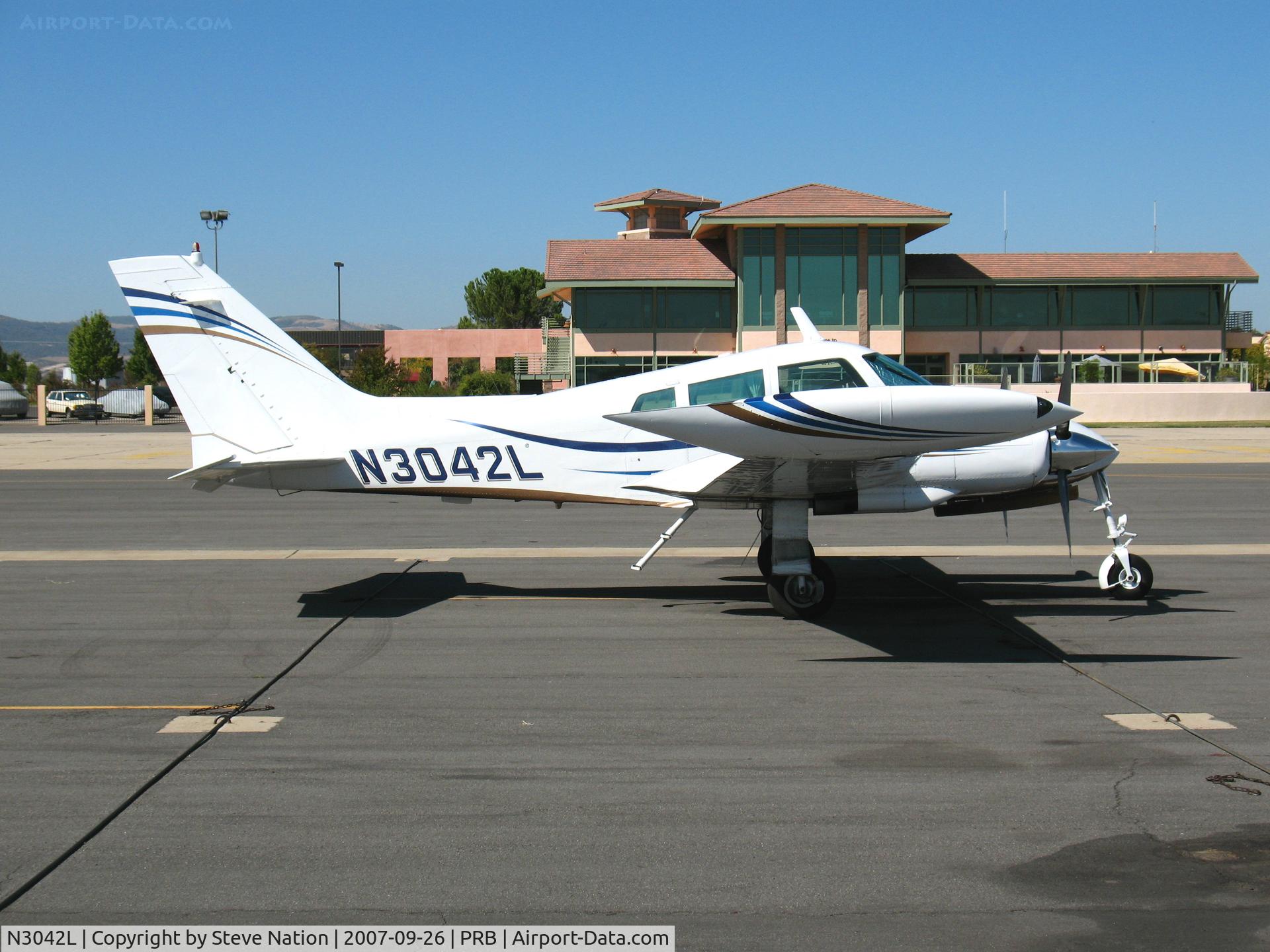 N3042L, 1965 Cessna 310J C/N 310J0042, 1965 Cessna 310J @ Paso Robles Municipal Airport, CA