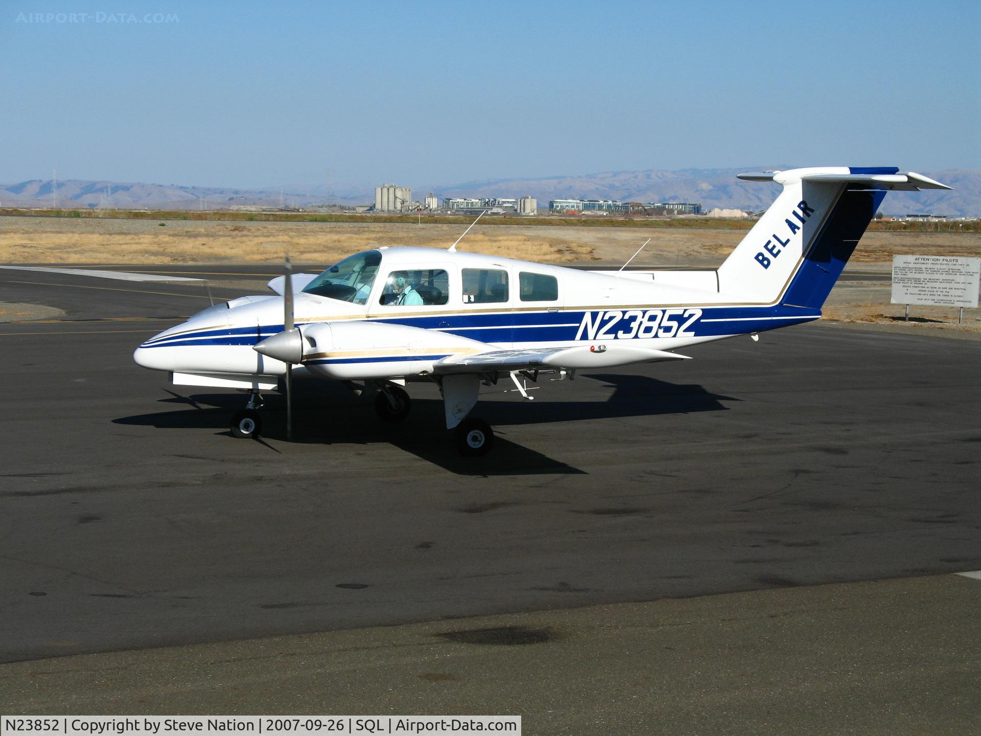 N23852, 1978 Beech 76 Duchess C/N ME-15, Bel-Air 1978 Beech 76 crew training @ San Carlos Airport, CA