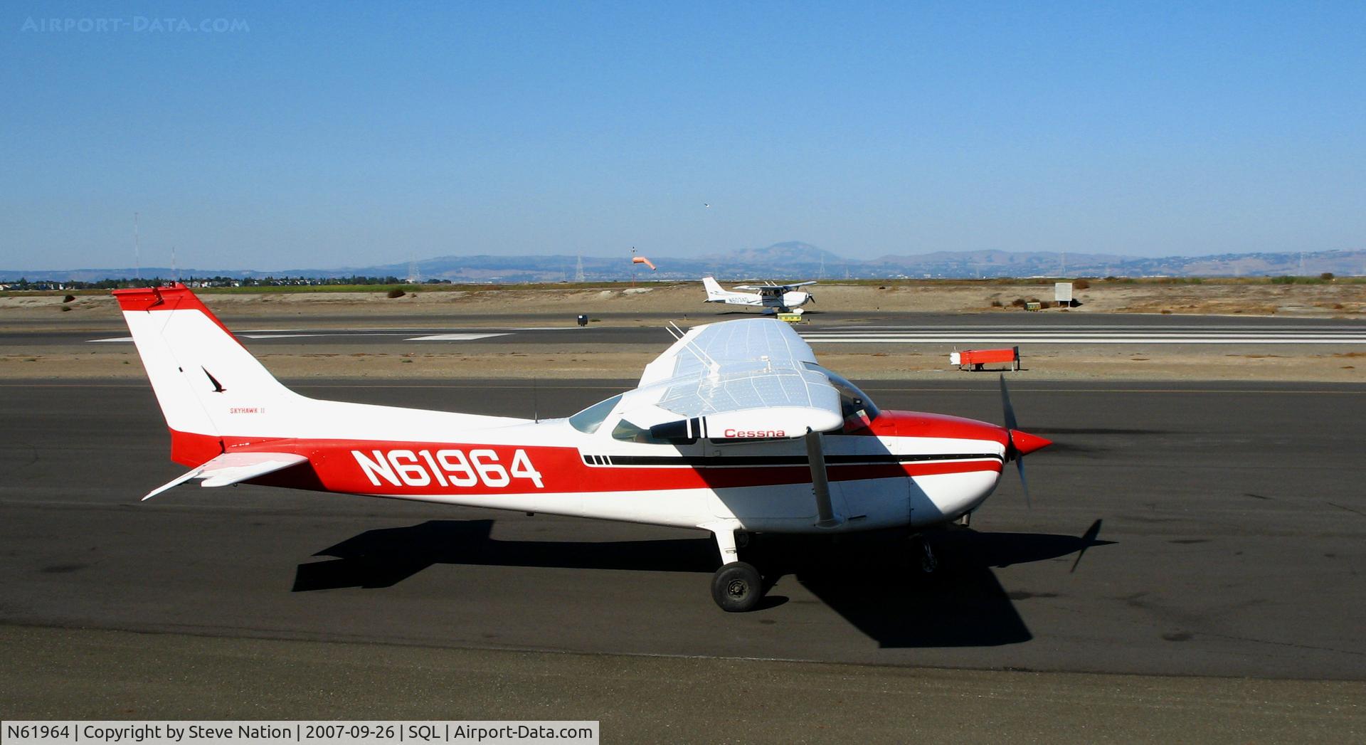 N61964, 1975 Cessna 172M C/N 17264921, 1975 Cessna 172M taxying @ San Carlos Airport, CA