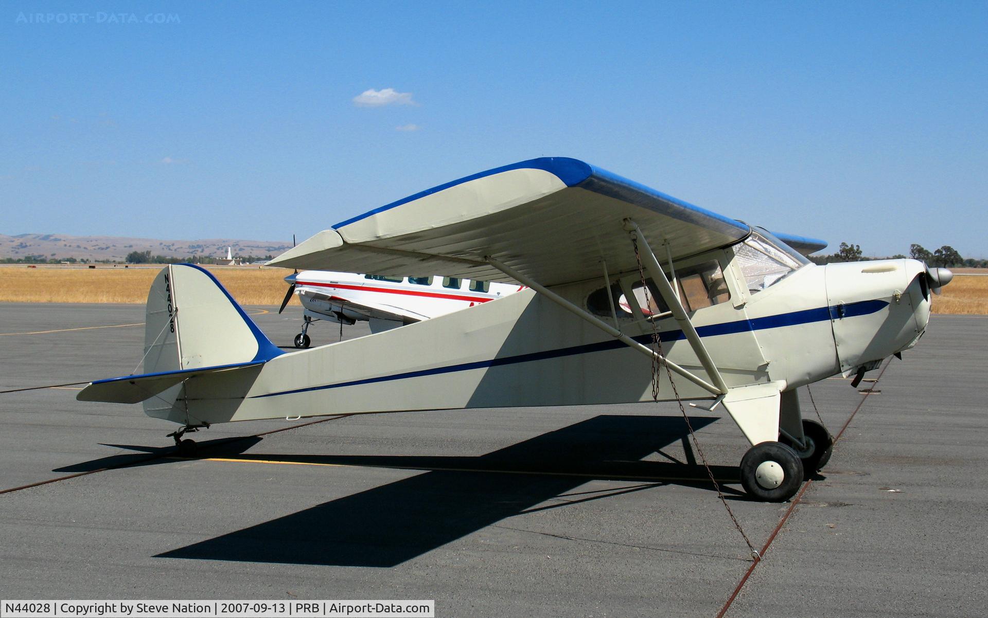N44028, 1946 Taylorcraft BC12-D C/N 9828, 1946 Taylorcraft BC12-D @ Paso Robles Municipal Airport, CA