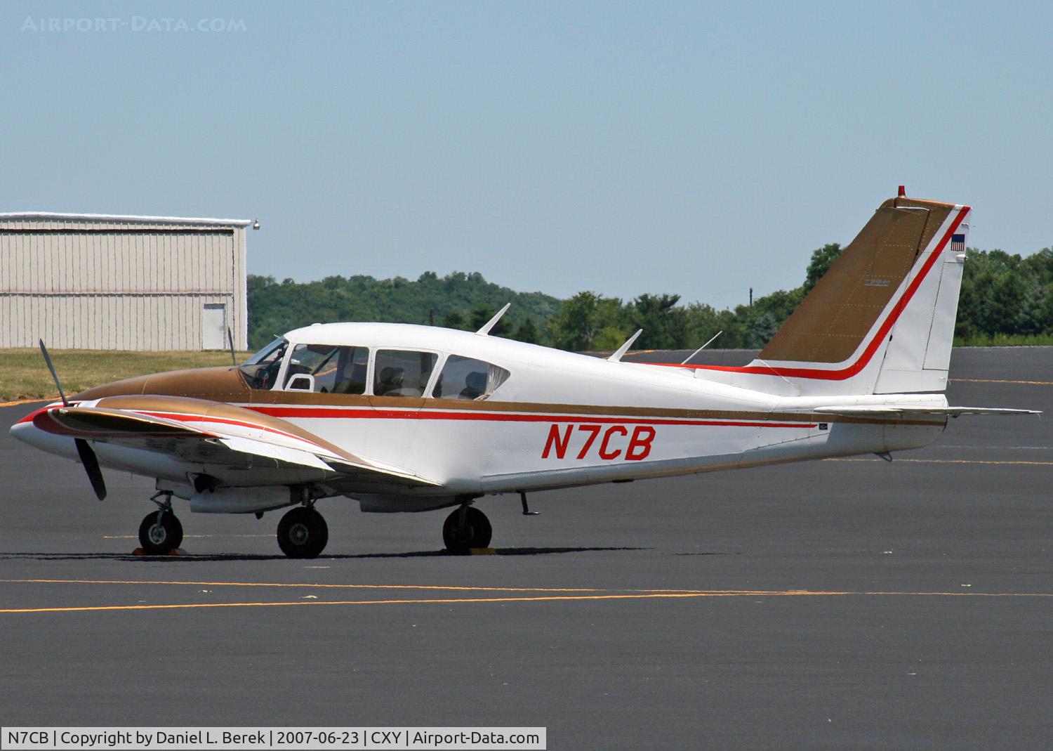 N7CB, 1972 Piper PA-23-250 Apache C/N 27-4802, This nice 1972 Aztec is an EAA support aircraft.