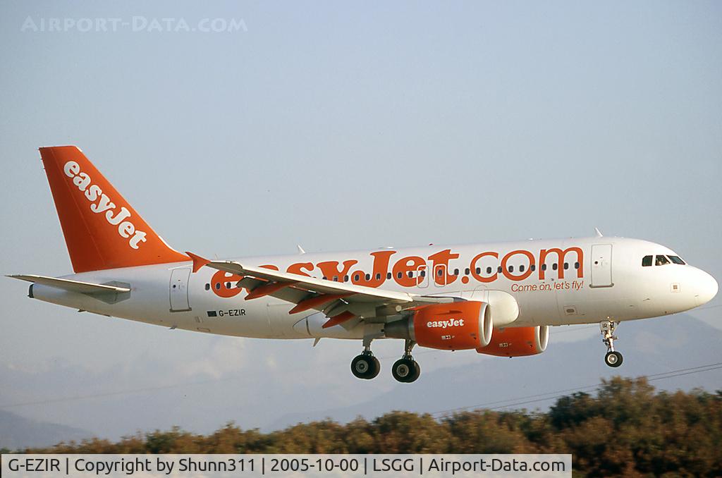 G-EZIR, 2005 Airbus A319-111 C/N 2527, Landing rwy 23