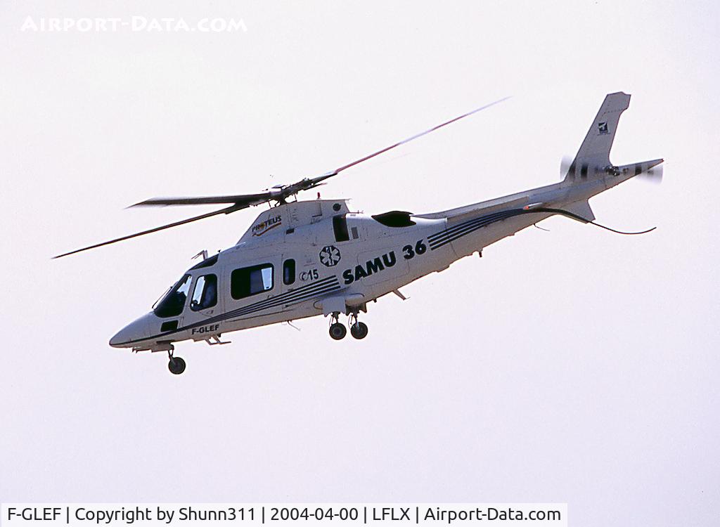 F-GLEF, 1998 Agusta A-109E Power C/N 11027, Departing from the airport after refuelling