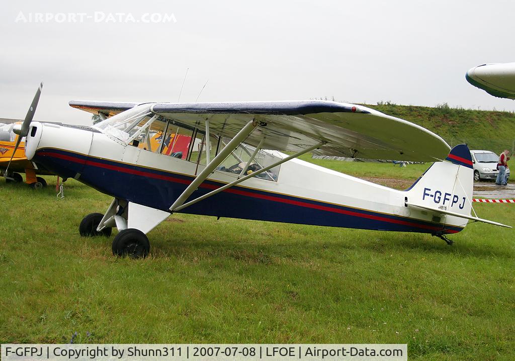 F-GFPJ, 1953 Piper L-18C Super Cub (PA-18-95) C/N 18-3191, Displayed during LFOE Airshow 2007