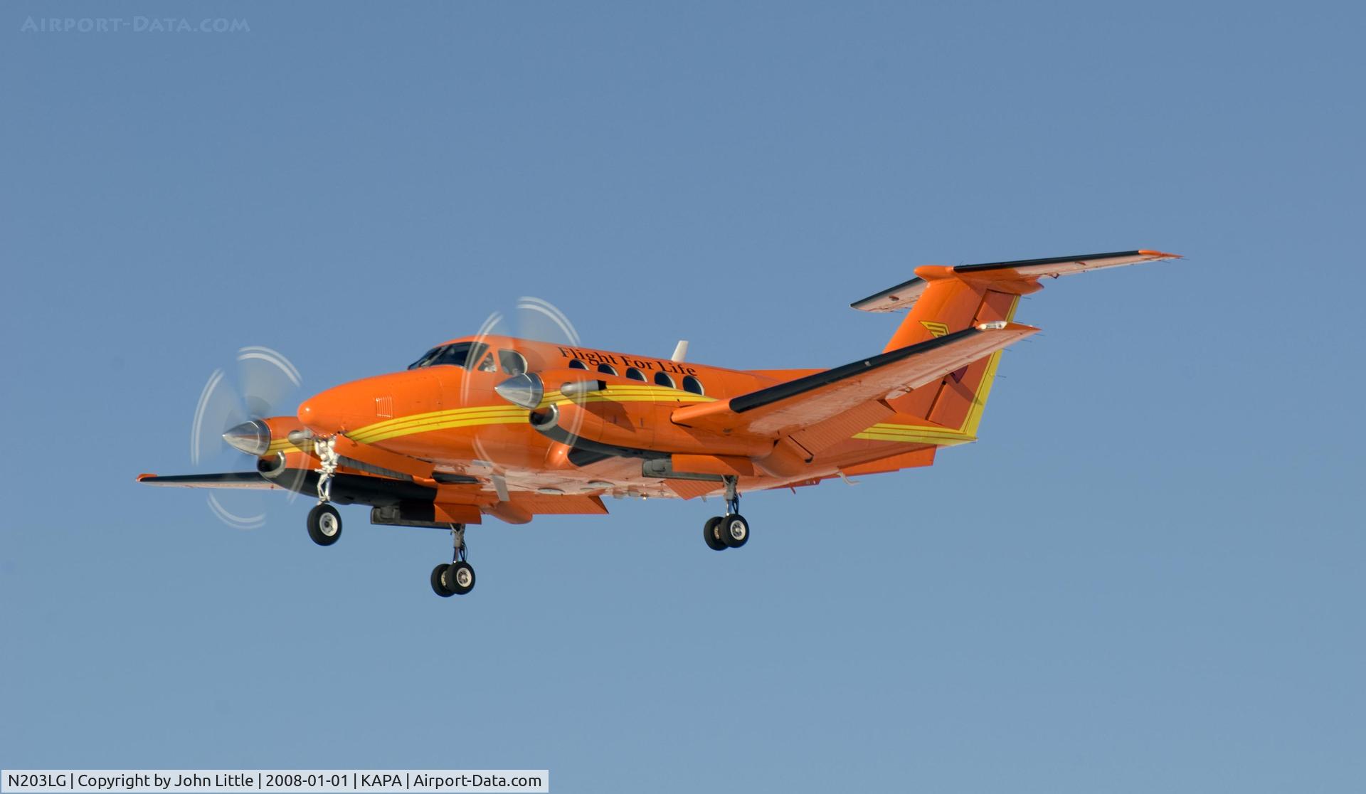 N203LG, 1981 Beech B200 King Air C/N BB-926, St. Anthony Denver Flight For Life approach to 17L