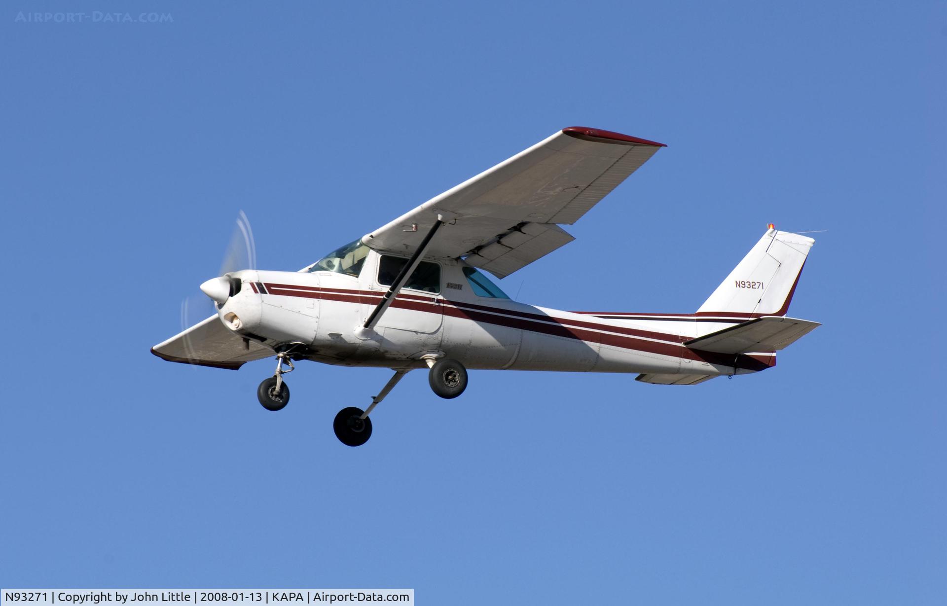 N93271, 1981 Cessna 152 C/N 15285454, Approach to 17L