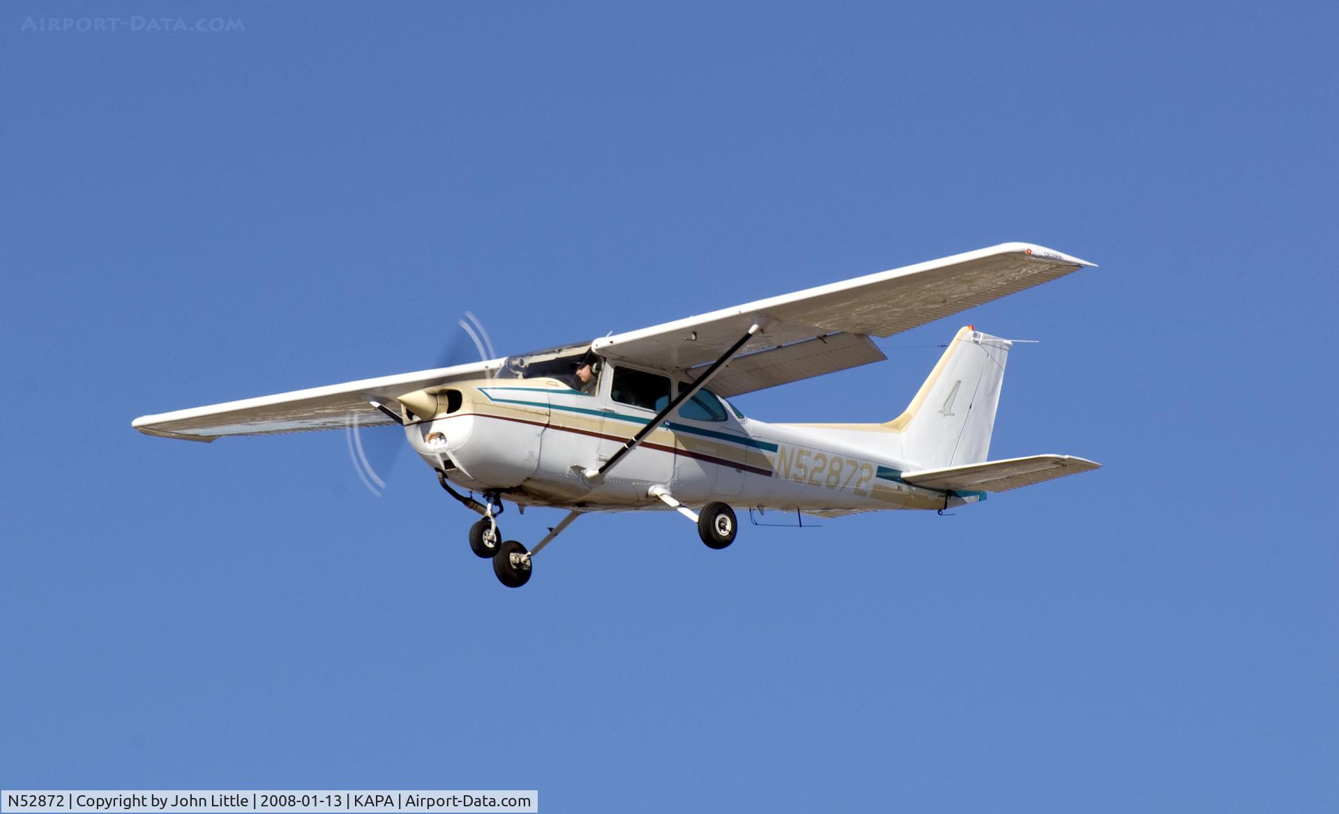 N52872, 1981 Cessna 172P C/N 17274625, Approach for Touch and Go 17L