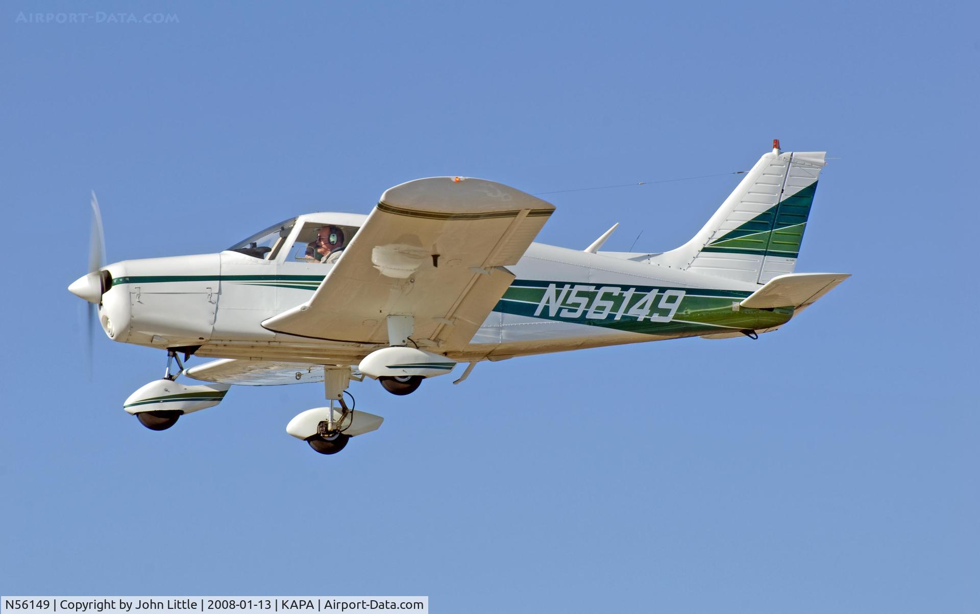 N56149, 1973 Piper PA-28-140 Cherokee C/N 28-7325579, Approach for touch and go 17L
