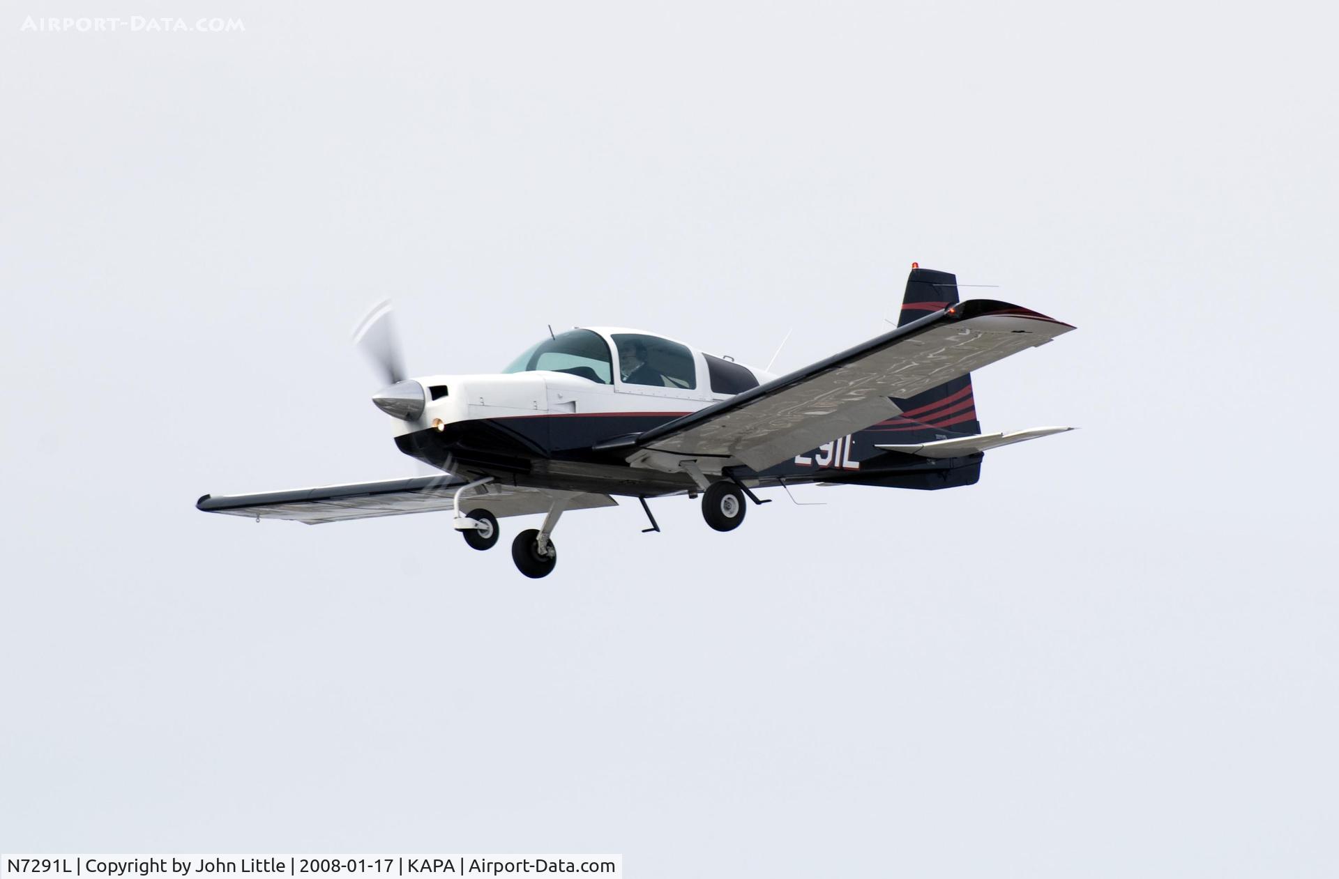 N7291L, 1972 Grumman American AA-5 Traveler C/N AA5-0291, On approach to 17L