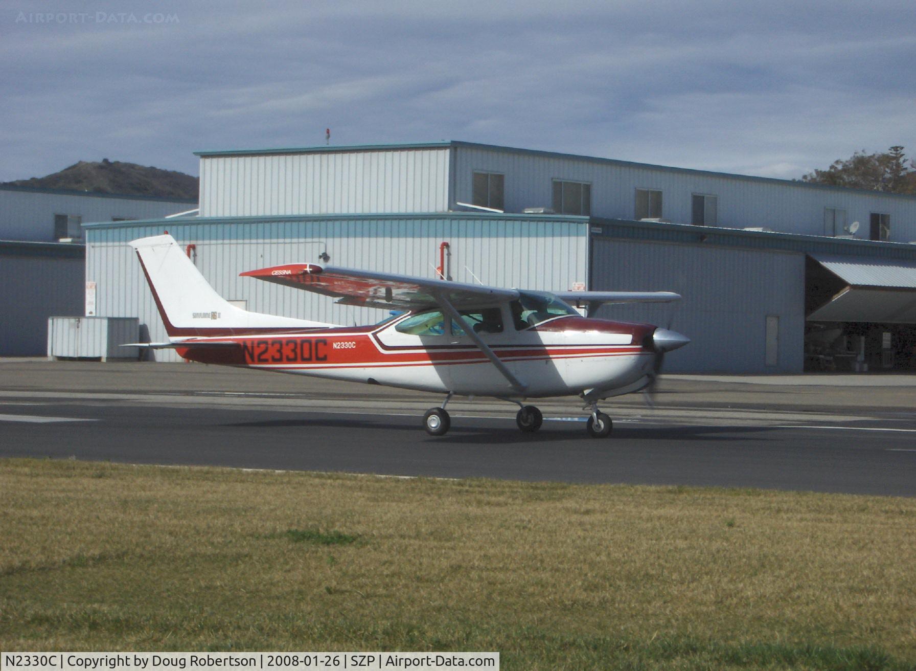 N2330C, 1978 Cessna R182 Skylane RG C/N R18200151, 1978 Cessna R182 SKYLANE RG, Lycoming O-540-J3C5D, takeoff roll Rwy 04