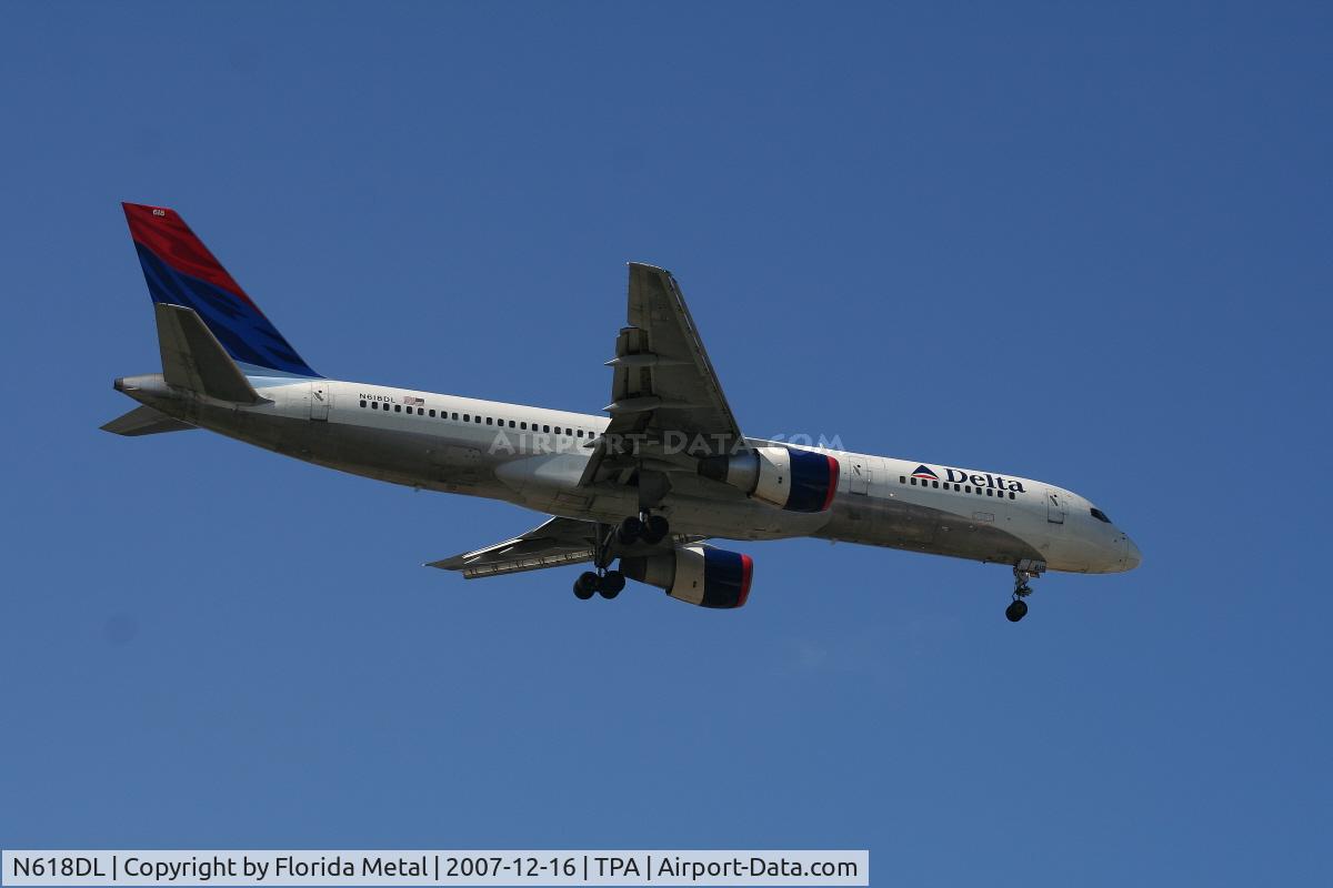 N618DL, 1986 Boeing 757-232 C/N 22908, Delta