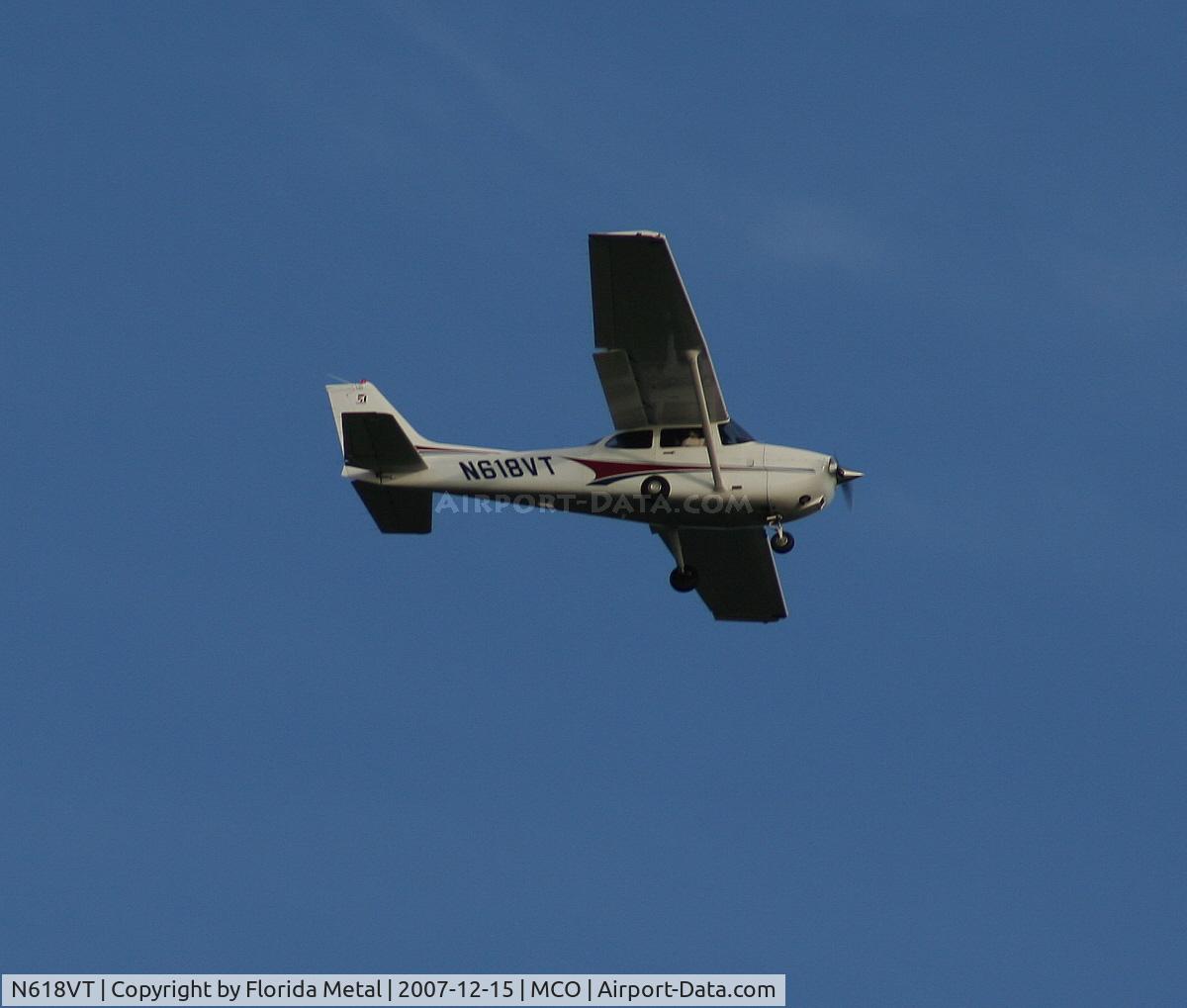 N618VT, 2004 Cessna 172S C/N 172S9719, C172