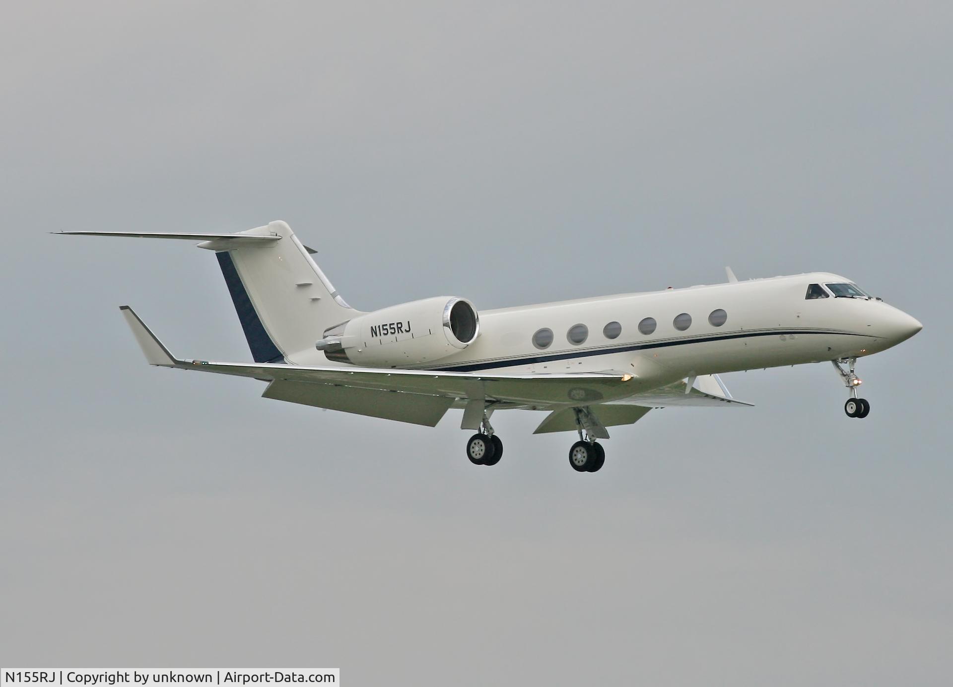 N155RJ, 1998 Gulfstream Aerospace G-IV C/N 1347, #1347 on final into CLE