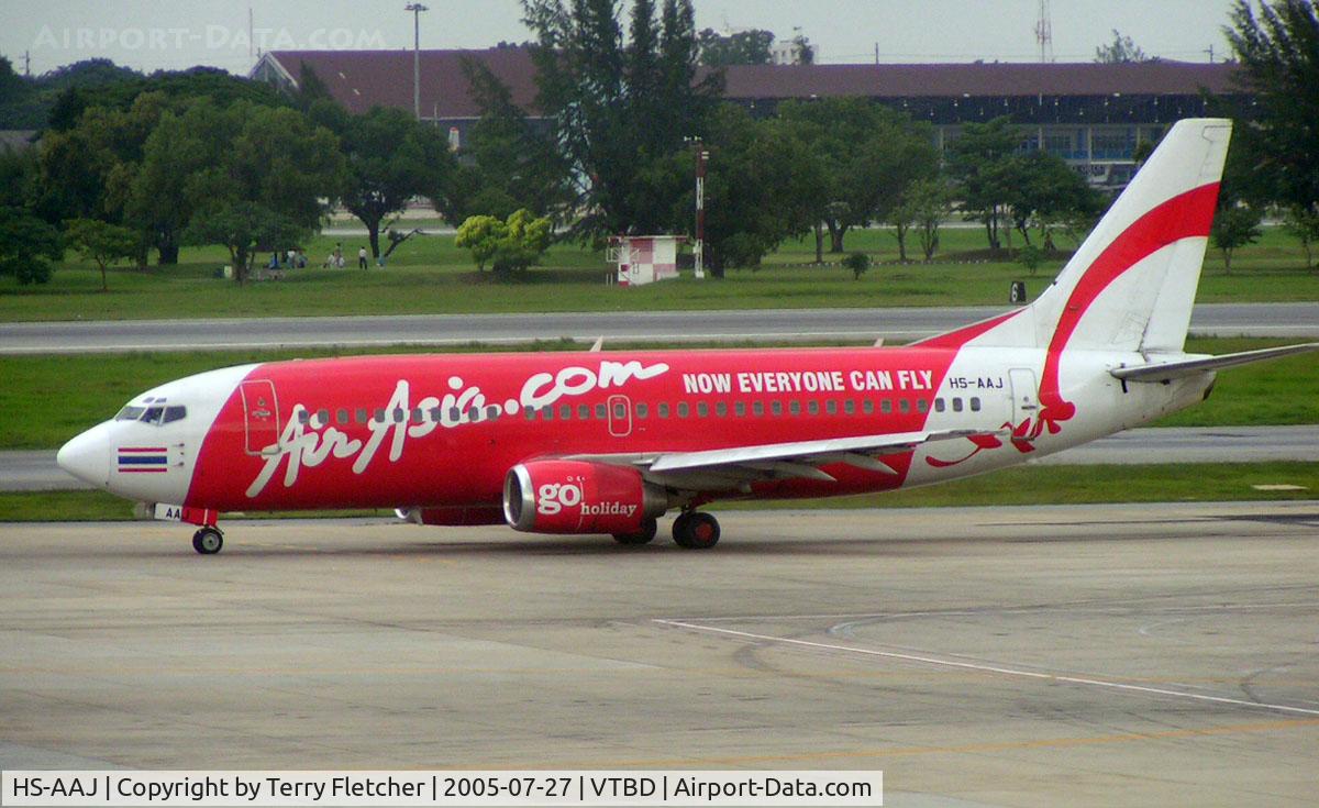 HS-AAJ, 1986 Boeing 737-301 C/N 23511, Air Asia B737 taxies out at Bangkok Don Muang , the only airport I know of that has a golf course seperating the two runways !!