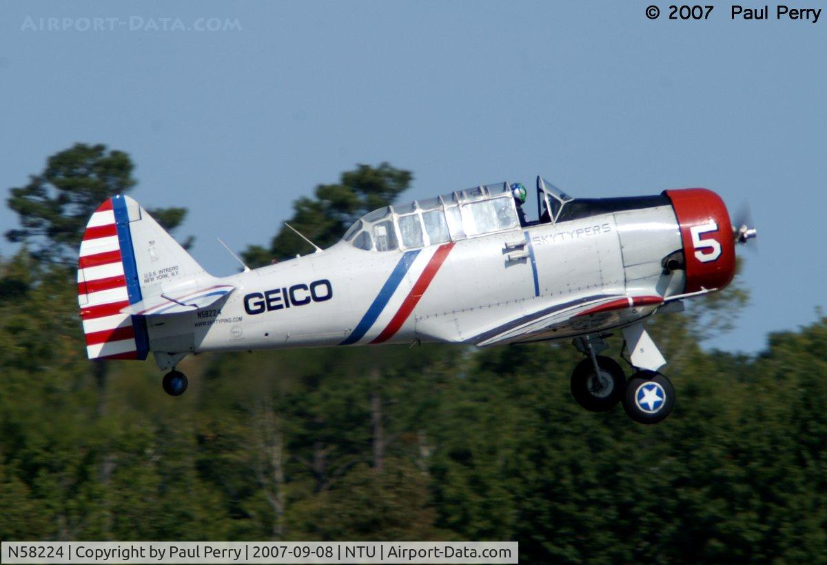 N58224, 1941 North American AT-6B Texan C/N 2553, Departing Oceana, headed back to base