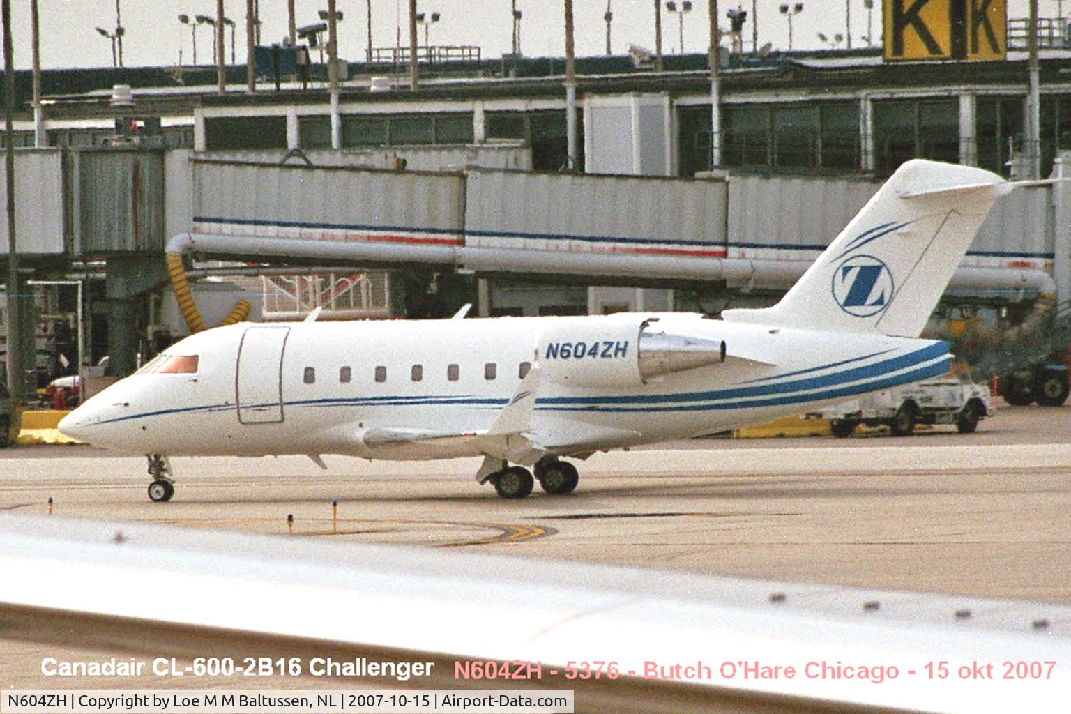 N604ZH, 1998 Canadair Challenger 604 (CL-600-2B16) C/N 5376, Departing from Chigaco O'Hare Terminal