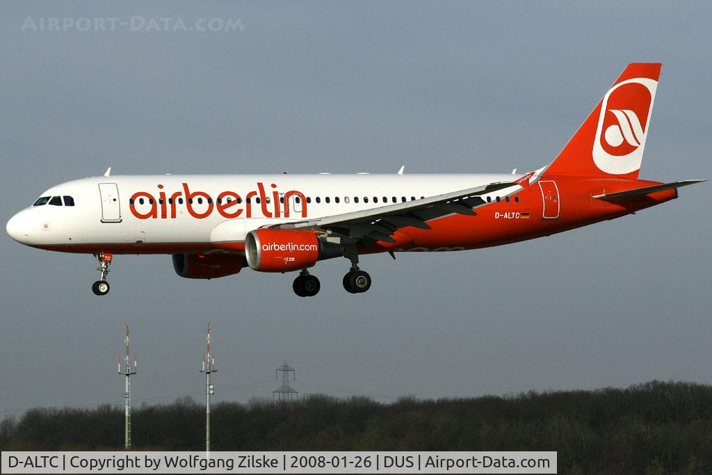 D-ALTC, 2001 Airbus A320-214 C/N 1441, New c/s